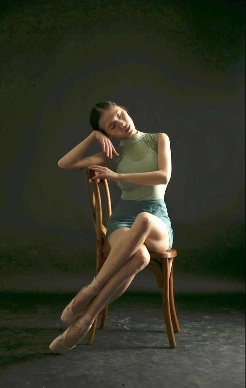 芭蕾成人塑形视频教程,轻松打造优雅身材