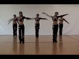 全男成人舞蹈简单视频,动感瞬间，魅力四溢